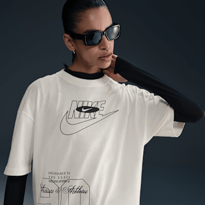 Nike Sportswear Women's Oversized T-Shirt