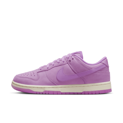 Nike WMNS Dunk Low PRM ダンク
