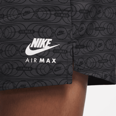 air max 90 with shorts