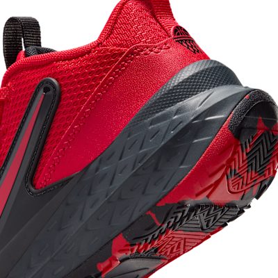 Boty Nike Team Hustle D 12 pro malé děti