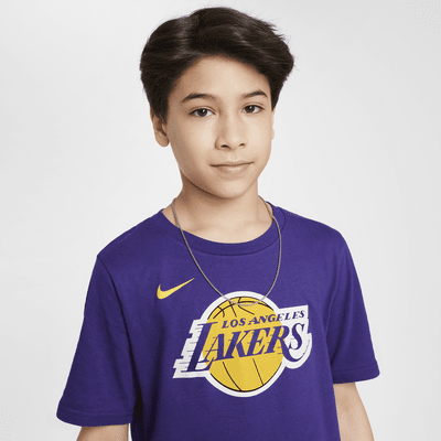 Los Angeles Lakers Essential Older Kids' (Boys') Nike NBA Logo T-Shirt ...