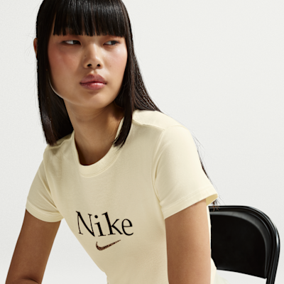 Nike Sportswear Camiseta corta - Mujer