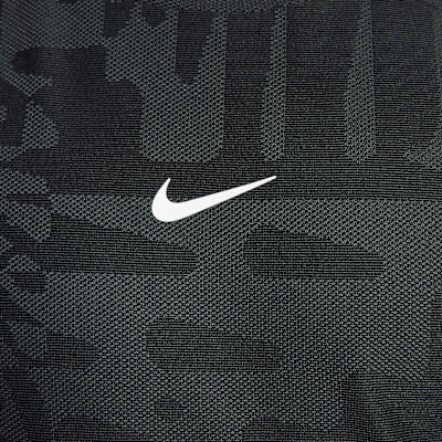 Nike Multi ärmelloses Dri-FIT-Shirt (ältere Kinder)