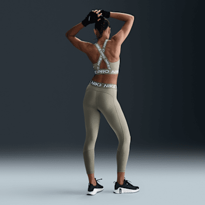 Nike Pro korte legging met mesh vlakken en halfhoge taille voor dames