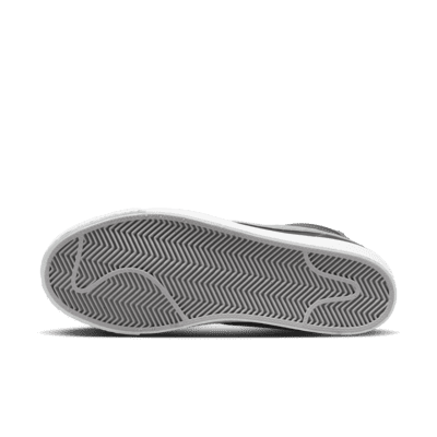 ナイキ SB ズーム ブレーザー MID x メイソン シルヴァ スケートボードシューズ