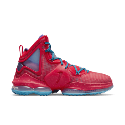 LeBron 19 Basketball Shoes