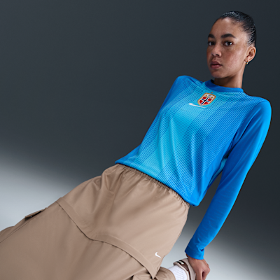 Norway 2025/26 Stadium Goalkeeper Women's Nike Dri-FIT Football Replica Long-Sleeve Shirt