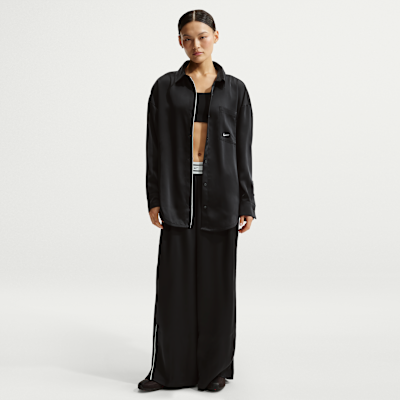 Playera de manga larga oversized de satén para mujer Nike Sportswear
