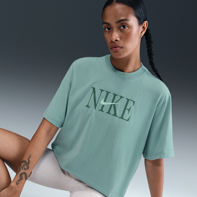 Playera de corte cuadrado para mujer Nike Sportswear Essential