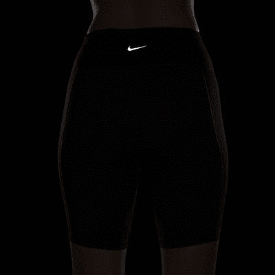 Nike One Leak Protection: Period magas derekú, 20 cm-es női kerékpáros rövidnadrág