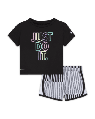 Детская футболка Nike Dri-FIT Femme Pop Baby (12-24M) and Tempo Shorts Set