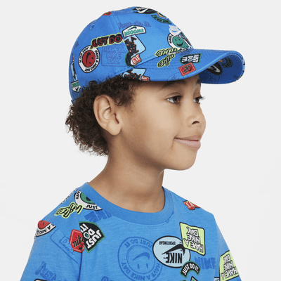 Gorra estampada con visera curva para niños talla pequeña Nike