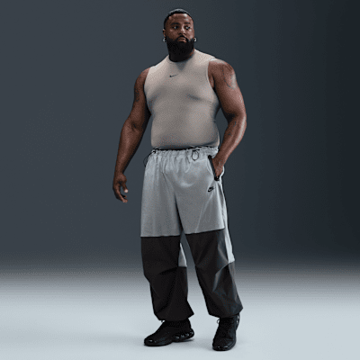 Nike Tech Men's Woven Oversized Trousers