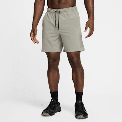 Nike Unlimited vielseitige Dri-FIT Herrenshorts ohne Futter (ca. 18 cm)