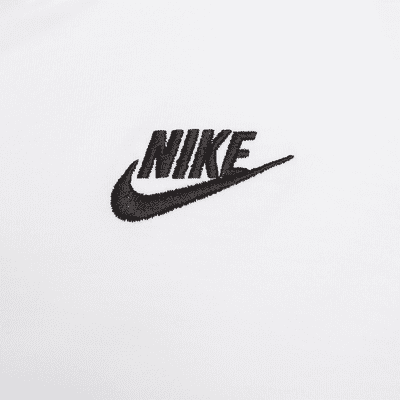 Γυναικείο T-Shirt Nike Sportswear Club Essentials (μεγάλα μεγέθη)