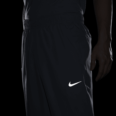 Nike Form Men's Dri-FIT Tapered Versatile Pants. Nike.com