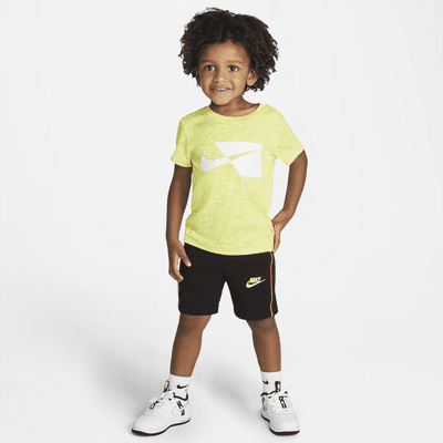 Playera infantil Nike Dri-FIT. Nike.com