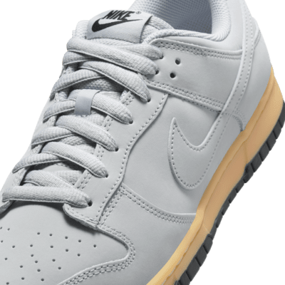 Tenis para hombre Nike Dunk Low Retro SE