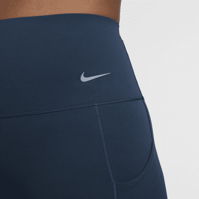 Shorts de ciclismo con bolsillos de 20 cm de tiro alto y media sujeción para mujer Nike Universa