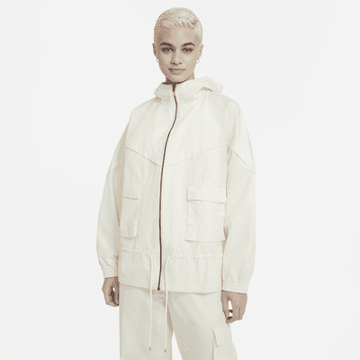 nike sportswear outfit