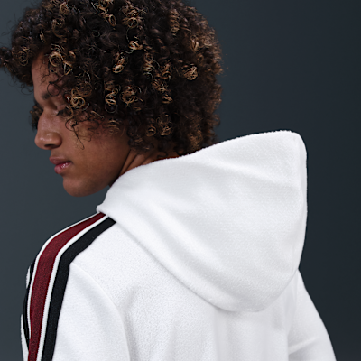 LeBron Standard Issue Men's Therma-FIT Pullover Basketball Hoodie