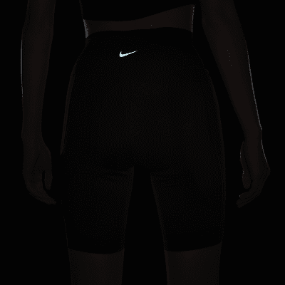 กางเกงปั่นจักรยานขาสั้น 8 นิ้วเอวสูงผู้หญิง Nike One Leak Protection: Period