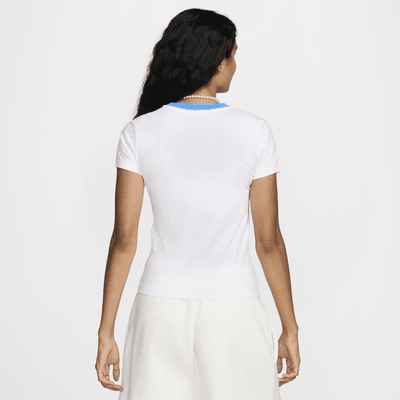 Playera cropped slim para mujer Nike Sportswear Chill Knit