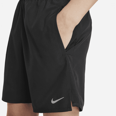 Shorts da training Nike Dri-FIT Challenger – Ragazzo