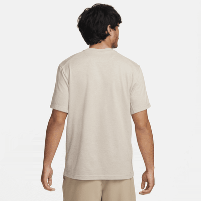 Playera versátil de manga corta para hombre Nike Primary