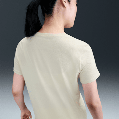 Nike Sportswear Essentials Women's Logo T-Shirt