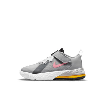 LeBron 18 Low 'Bugs vs Marvin'