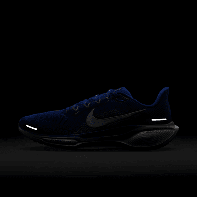 Tenis de correr en pavimento universitarios Nike para hombre North Carolina A&T Pegasus 41