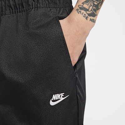 Nike Club Men's Woven Tapered Trousers