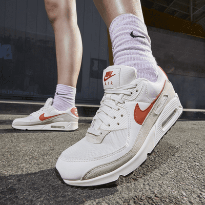 nike white womens air max