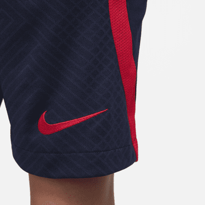 Shorts de fútbol Nike Dri-FIT para niños talla grande FC Barcelona Strike