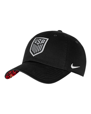 Женская кепка Nike Club Soccer Cap