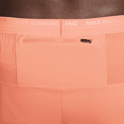 Nike Stride Dri-FIT hybride hardloopshorts voor heren (13 cm)