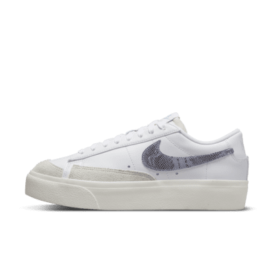 Scarpa Nike Blazer Low Platform – Donna. Nike IT