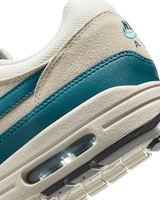 Nike Air Max 1 Essential