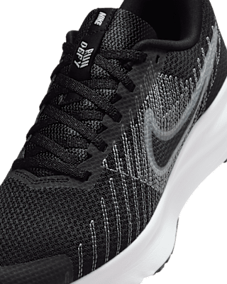 Nike Run Defy