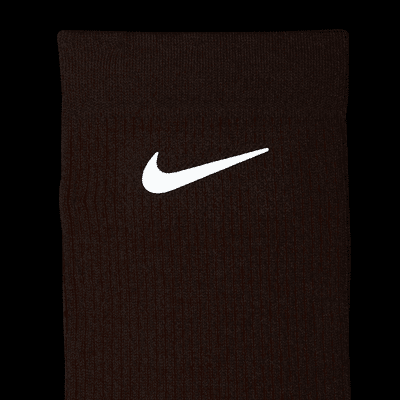 Nike Dri-FIT Trail-Running Crew Socks. Nike VN