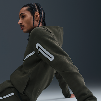 Giacca Windrunner in fleece con zip a tutta lunghezza e dettagli dal design rifrangente Nike Tech – Uomo
