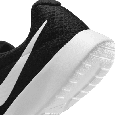 Nike Tanjun Men's Shoes