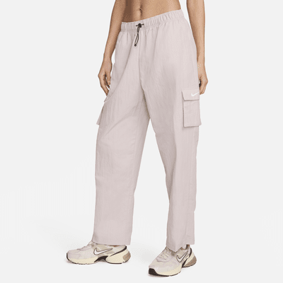 Nike Sportswear Essential Pantalón cargo de talle alto con tejido Woven - Mujer