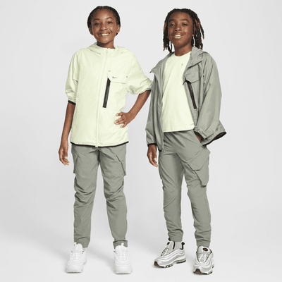 Pants cargo para niños talla grande Nike Sportswear City Utility