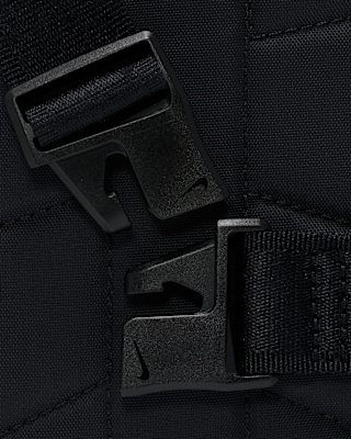 Nike Sportswear Commute