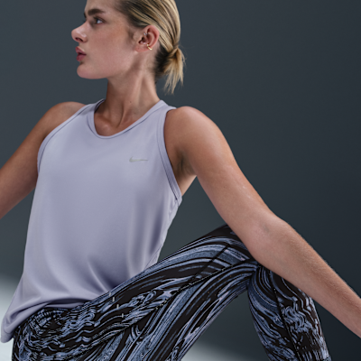 Leggings de correr estampados de 7/8 y cintura alta para mujer Nike Swift
