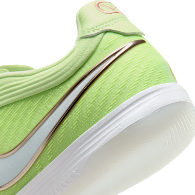 Nike Tiempo Reactgato LE Indoor/Court Low-Top Soccer Shoes