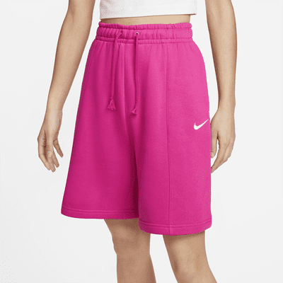 Shorts de tiro alto de tejido Fleece para mujer Nike Sportswear Essential