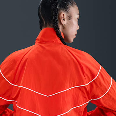 Nike Windrunner Women's Loose UV Woven Full-Zip Jacket